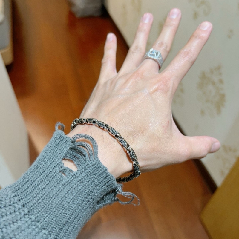 Ba1en*iaga bracelets